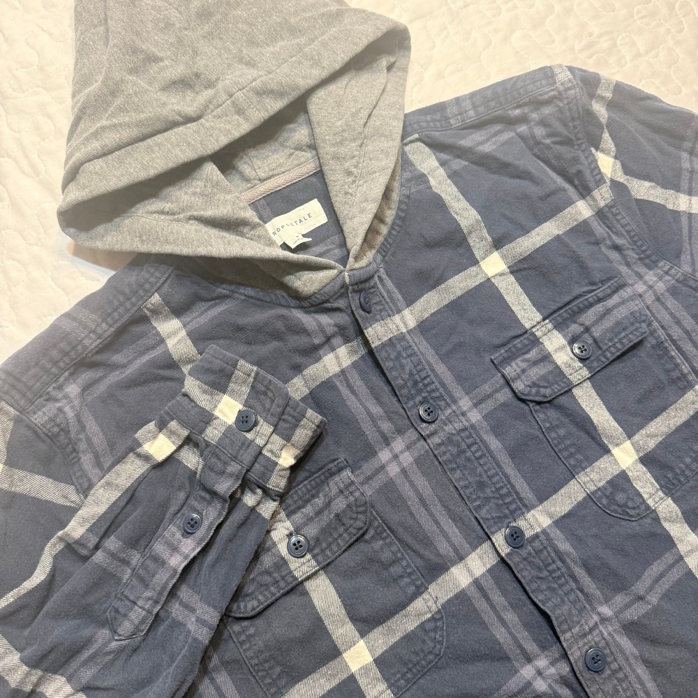 Aeropostale Mens M Hooded Flannel Shirt Navy Blue Plaid Long Sleeve Button Up